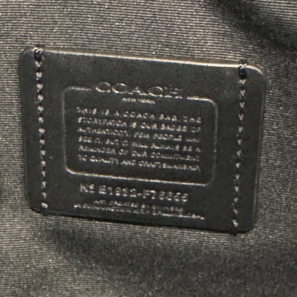 Coach File Crossbody in Black Leather with Vandal Gummy Bear Delinquent Like New - Picture 6 of 7